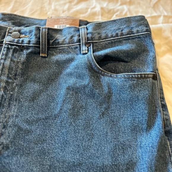 NEW & TAGS 48 x 32 Carhartt Traditional Denim Jeans B18 STW  Men Work Med Wash - Picture 6 of 8